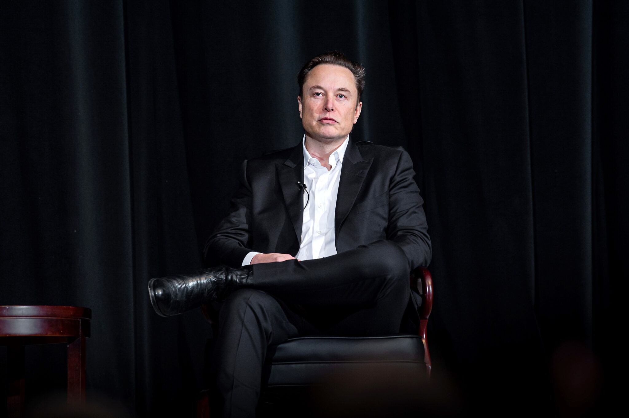 elon_musk_colorado_2022-2048x1363