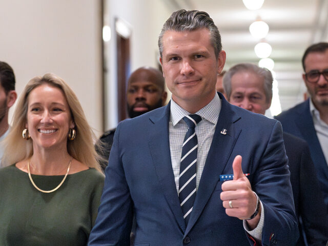 Pete-Hegseth-and-wife-640x480