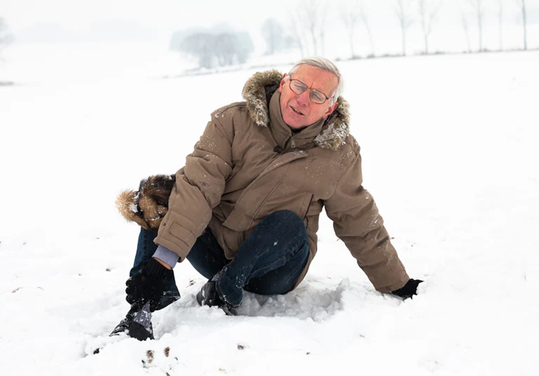 geriatric-winter-falls-shutter_126195653-767px