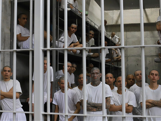 filephoto-2023-el-salvador-mega-prison-ap-photo-640x480