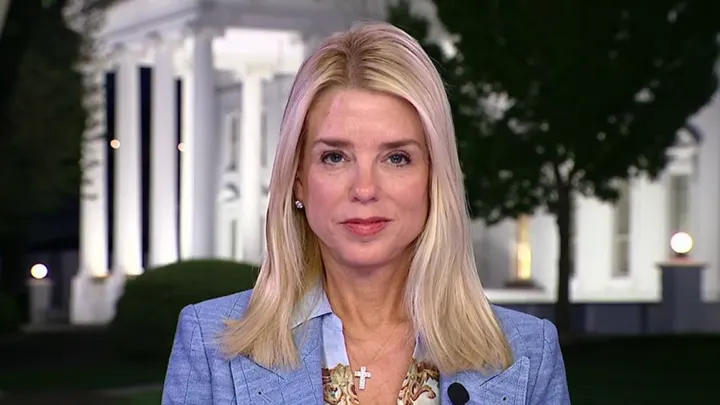 pam-bondi-this-deported-man-belongs-in-el-salvador